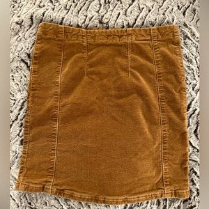Brandy Melville Light brown Corduroy skirt from, size medium. Perfect for fall!!